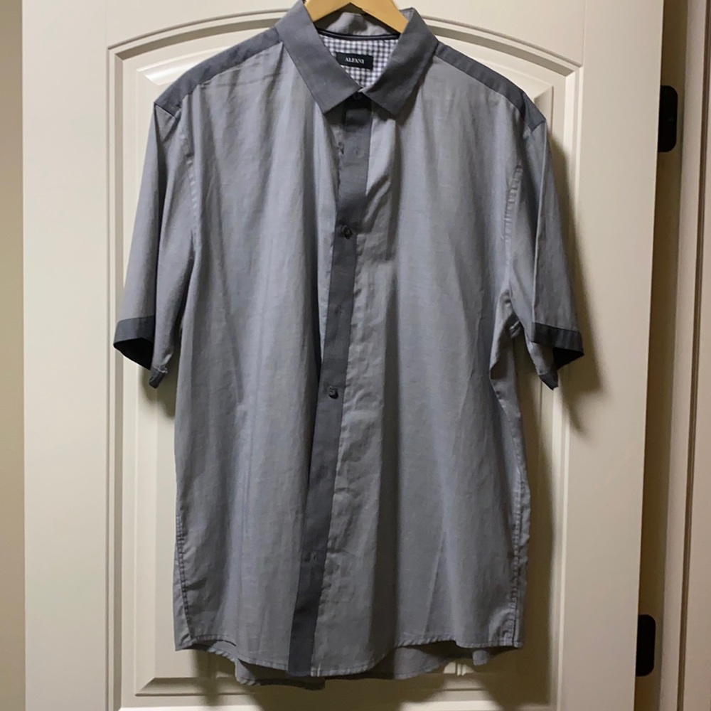 Alfani Men’s shortsleeve,lightweight button shirt